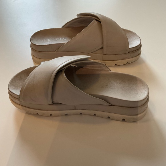 J/SLIDES NYC Bella Minimalist Black Leather Platform Sandal Adjustable Size7 - Picture 4 of 6